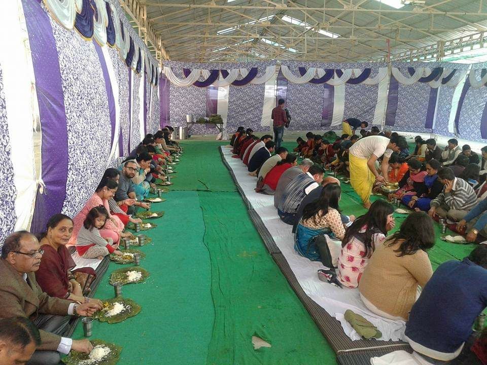 Photo of आप घुमने हिमाचल आएं हों, और हिमाचली चटपटी धाम खाने का लुत्फ नहीं लिया हो, तो आपकी यात्रा अधूरी है। by Sachin kumar