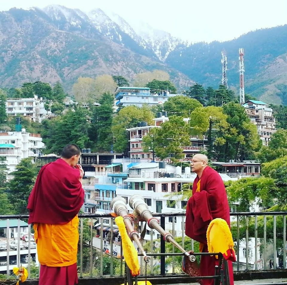 Photo of हिमाचल की इन खूबसूरत वादियों में बसा है पूरा का पूरा तिब्बत समुदाय, देखने के लिए उमड़ती है भीड़। by Sachin walia