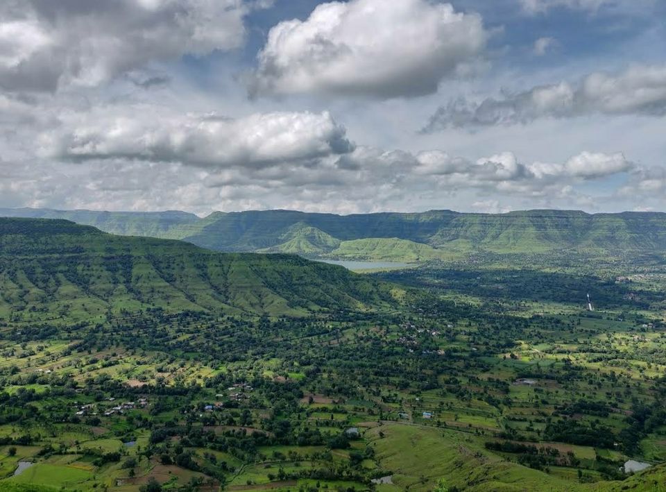 Photo of मानसून स्पेशल: अब हिमाचल जैसी ट्रेकिंग का अनुभव लीजिए महाराष्ट्र के मालशेज़ घाट पर। by Walia Sachin