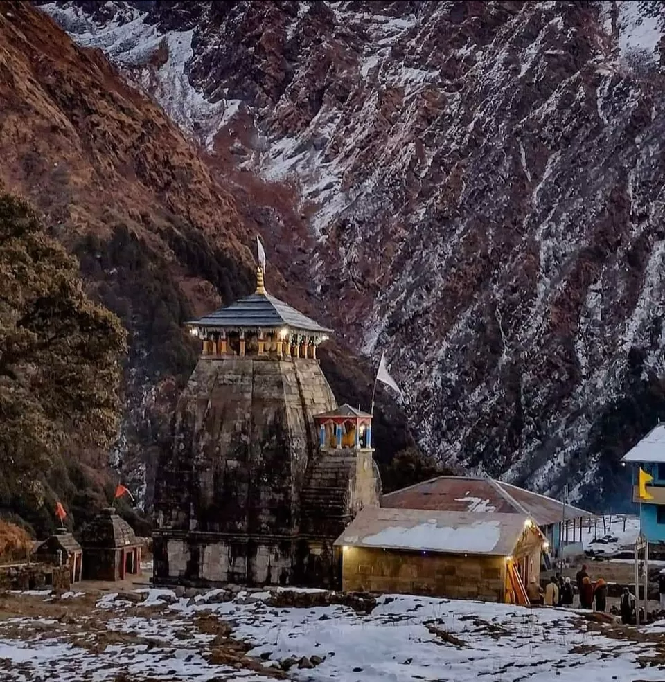 Photo of IRCTC चलाने जा रहा है 'भारत दर्शन ट्रेन', 24 अगस्त से करिये सात ज्योर्तिलिंग के भव्य दर्शन। by Sachin walia