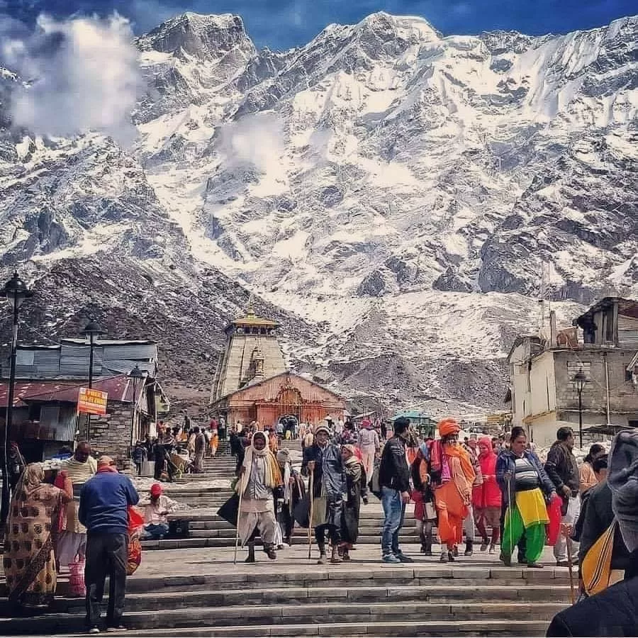 Photo of IRCTC चलाने जा रहा है 'भारत दर्शन ट्रेन', 24 अगस्त से करिये सात ज्योर्तिलिंग के भव्य दर्शन। by Sachin walia