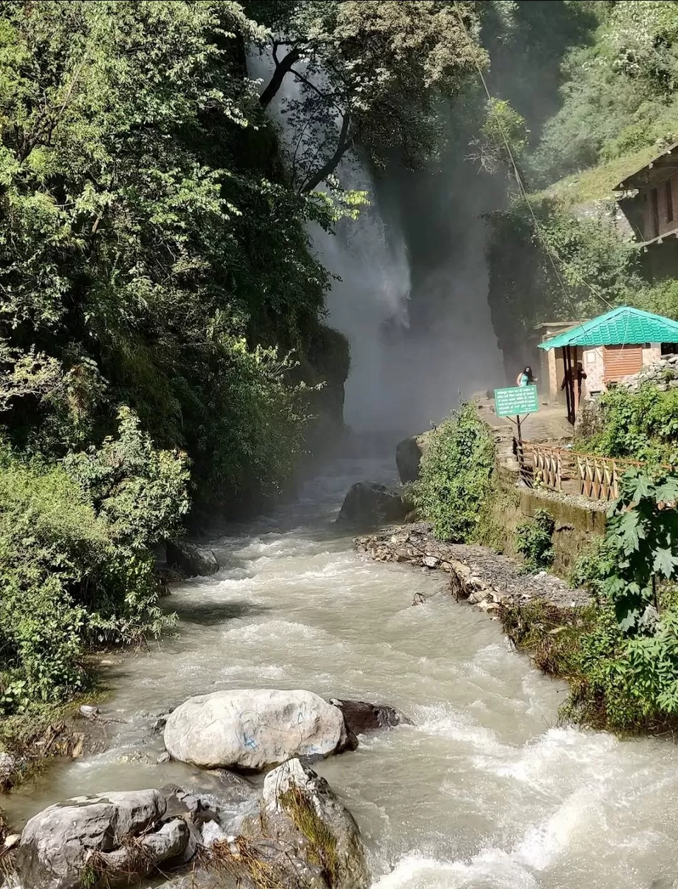 Photo of उत्तराखंड के 5 बेहतरीन झरने जिनको हर कोई देखना चाहेगा by Sachin walia