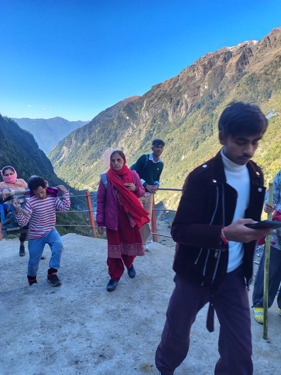 Photo of 🕉️ मां के साथ एक पवित्र सफर – मेरी केदारनाथ यात्रा का भावनात्मक अनुभव by Sachin walia 