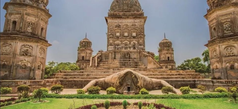 Photo of मंडूक तंत्र पर बना भारत का इकलौता मेंढक मंदिर यहां शिव शिवलिंग दिन में बदलता है तीन बार रंग। by Mukesh Kumar