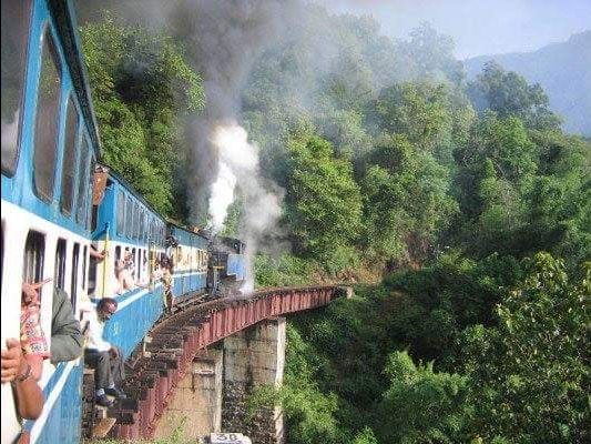 Photo of लेना चाहते हैं नेचुरल रोलर कोस्टर का आनंद तो करिए भारत की इन वर्ल्ड हेरिटे हिल रेलवे ट्रेनों में सफर by Mukesh Kumar