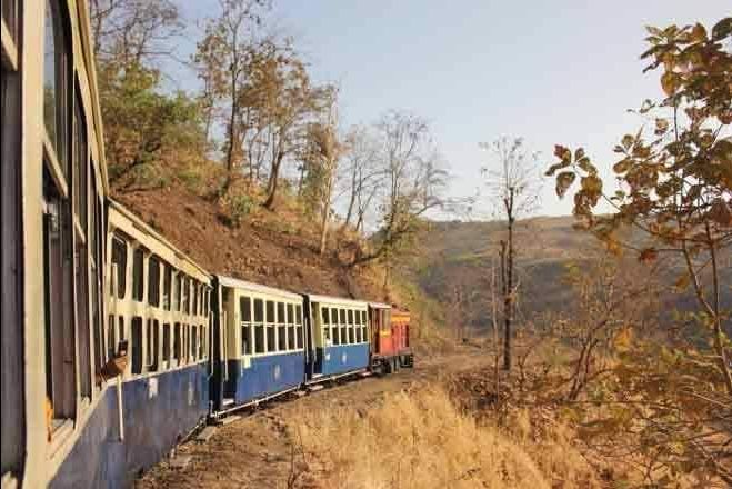Photo of लेना चाहते हैं नेचुरल रोलर कोस्टर का आनंद तो करिए भारत की इन वर्ल्ड हेरिटे हिल रेलवे ट्रेनों में सफर by Mukesh Kumar