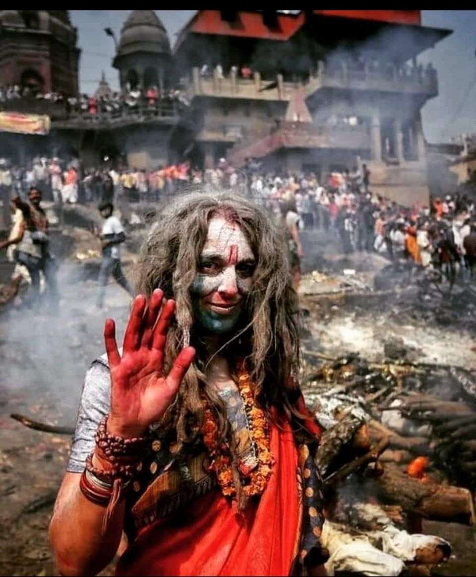 Photo of बनारस भोले की नगरी, होली का एक अलग ही दुनिया में पहचान है। यहाँ होली का ढ़ंग ही अद्भुत हैं। by मौर्यवंशी दीपू मौर्या