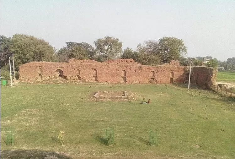 Photo of शेरशाह सूरी के जागीरदार हेतम खां के इस किले की गजब कहानी, एक बार खो गई थी पूरी बरात by मौर्यवंशी दीपू मौर्या