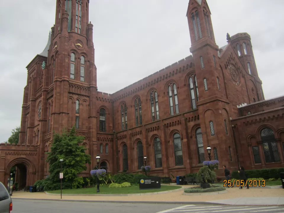 Photo of Smithsonian National Museum of American History, Constitution Avenue Northwest, Washington, DC, USA by Sonika Shriwastav