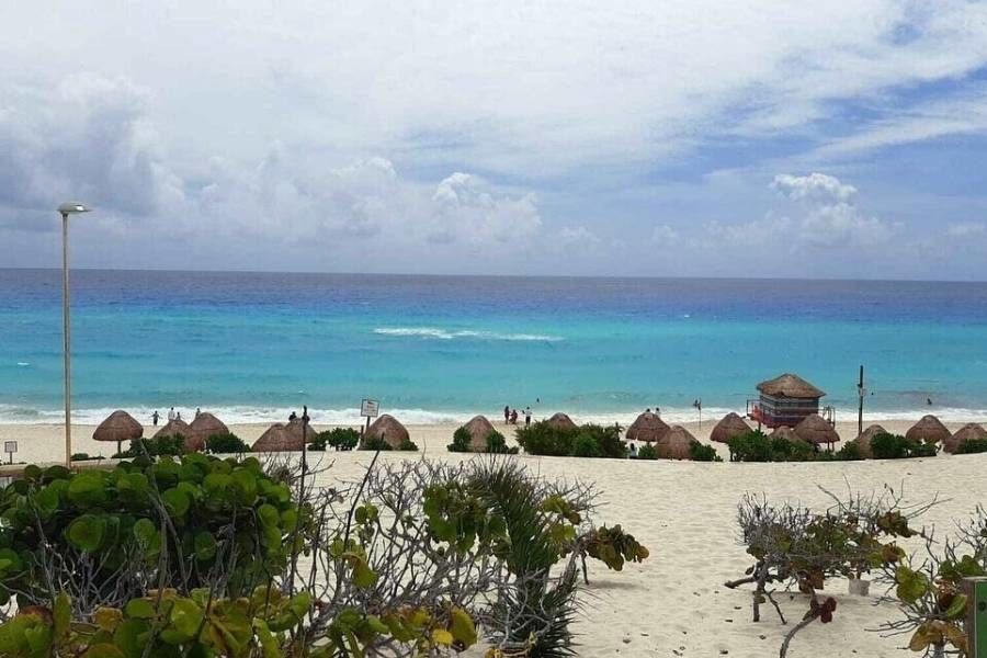 Photo of What to do in Cancun? 1/4 by Harry Miler