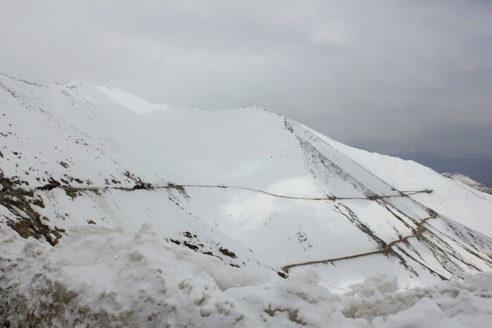 Photo of Khardung La by Preethi Salopanthula