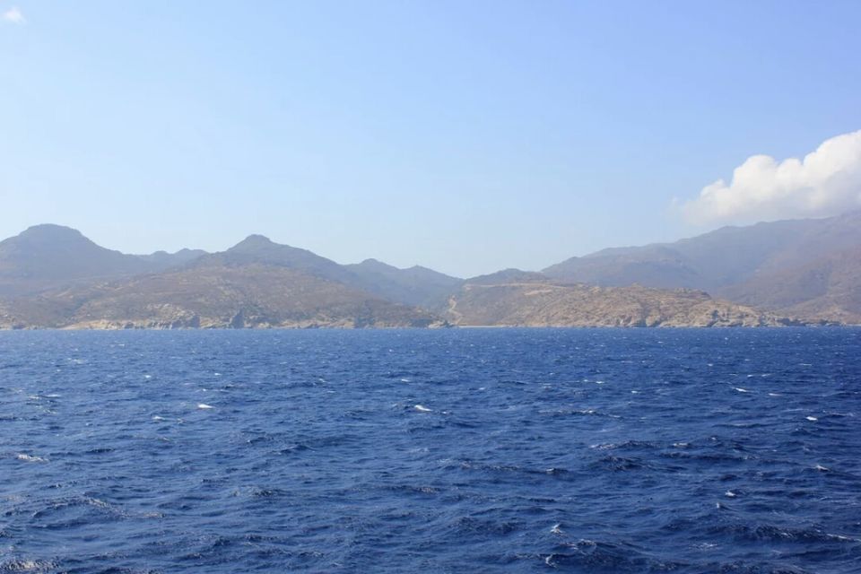 Photo of Santorini, Thira, Greece by Preethi Salopanthula