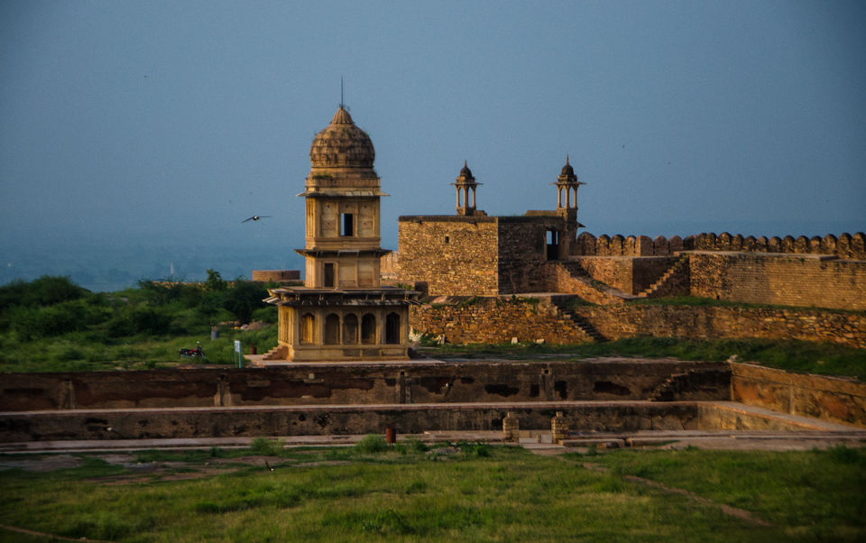 Photo of The mighty fort of Gwalior by Monidipa Bose