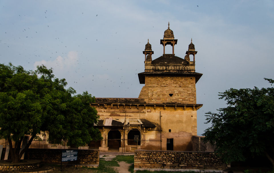 Photo of The mighty fort of Gwalior by Monidipa Bose