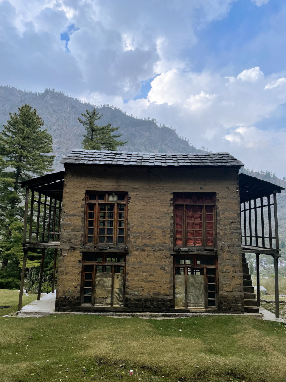 Photo of Pulga, Sosan, Himachal Pradesh, India by Harsh Jaiswal.