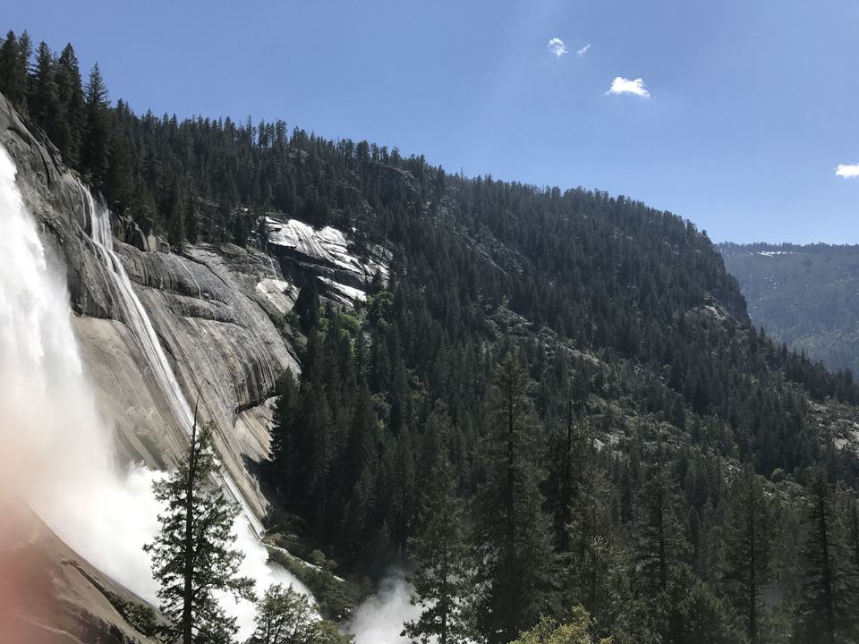 Photo of A Day Hiking in Yosemite National Park. #travelguideUSA 8/13 by Shakti Chauhan