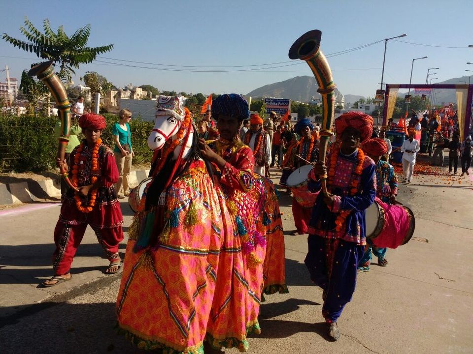 Photo of Pushkar Lake, Pushkar, Rajasthan, India by Shakti Chauhan
