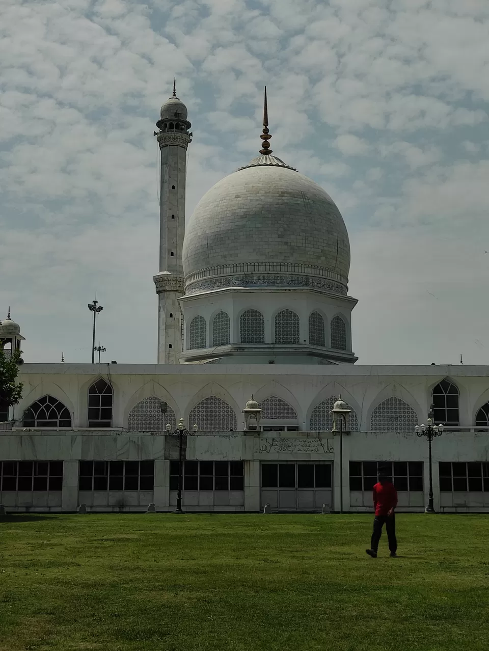 Photo of Hazratbal Masjid by Suhail Sidiq
