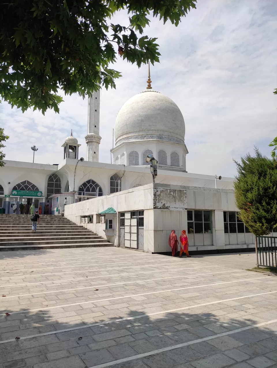 Photo of Hazratbal Masjid by Suhail Sidiq