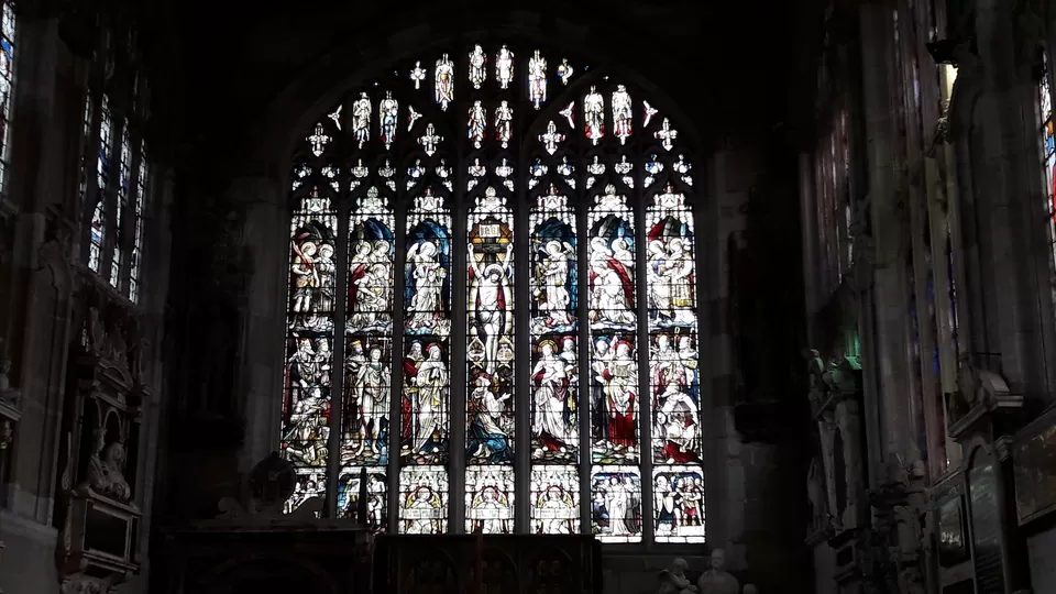 Photo of Holy Trinity Church, Stratford-upon-Avon, Old Town, Stratford-upon-Avon, United Kingdom by Shalini Rai