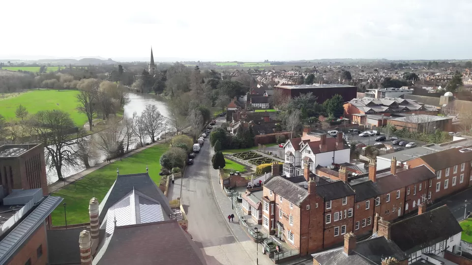 Photo of Holy Trinity Church, Stratford-upon-Avon, Old Town, Stratford-upon-Avon, United Kingdom by Shalini Rai