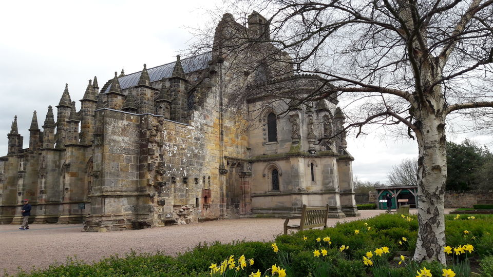 Photo of UK's Famous 5: Rosslyn Chapel, Holy Rood & Holy Trinity Church, St Magnus Cathedral, Bath Abbey 1/1 by Shalini Rai