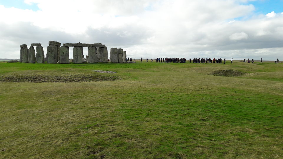 Photo of Stonehenge, Amesbury, United Kingdom by Shalini Rai