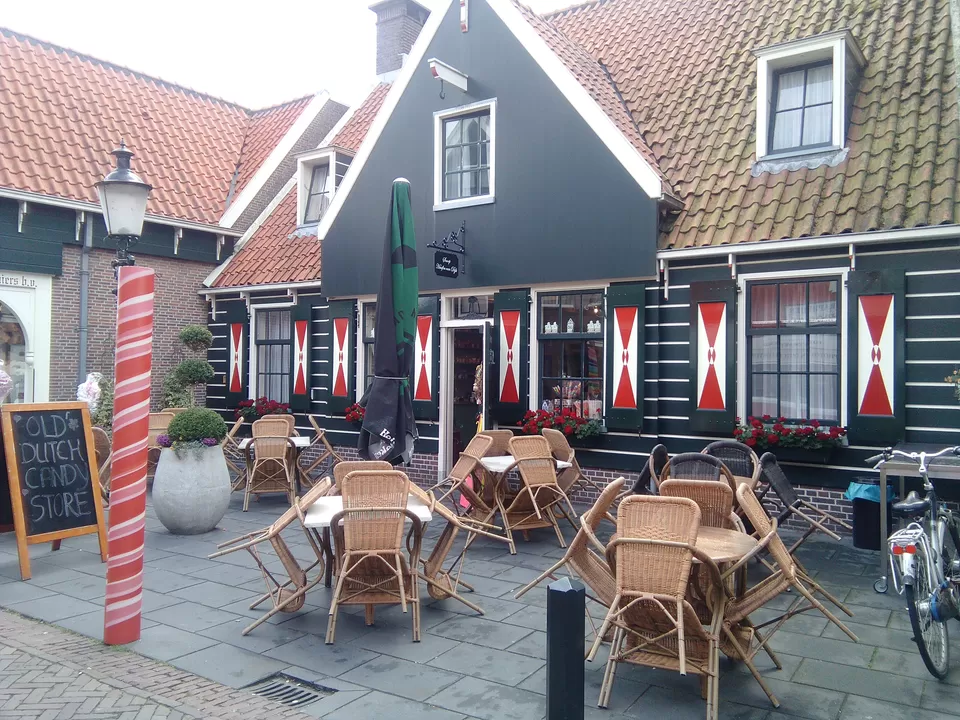 Photo of Volendam, Netherlands by Shalini Rai