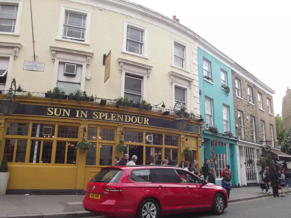 Photo of Notting Hill, London, United Kingdom by Shalini Rai