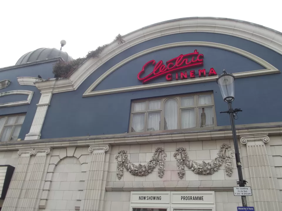 Photo of Notting Hill, London, United Kingdom by Shalini Rai