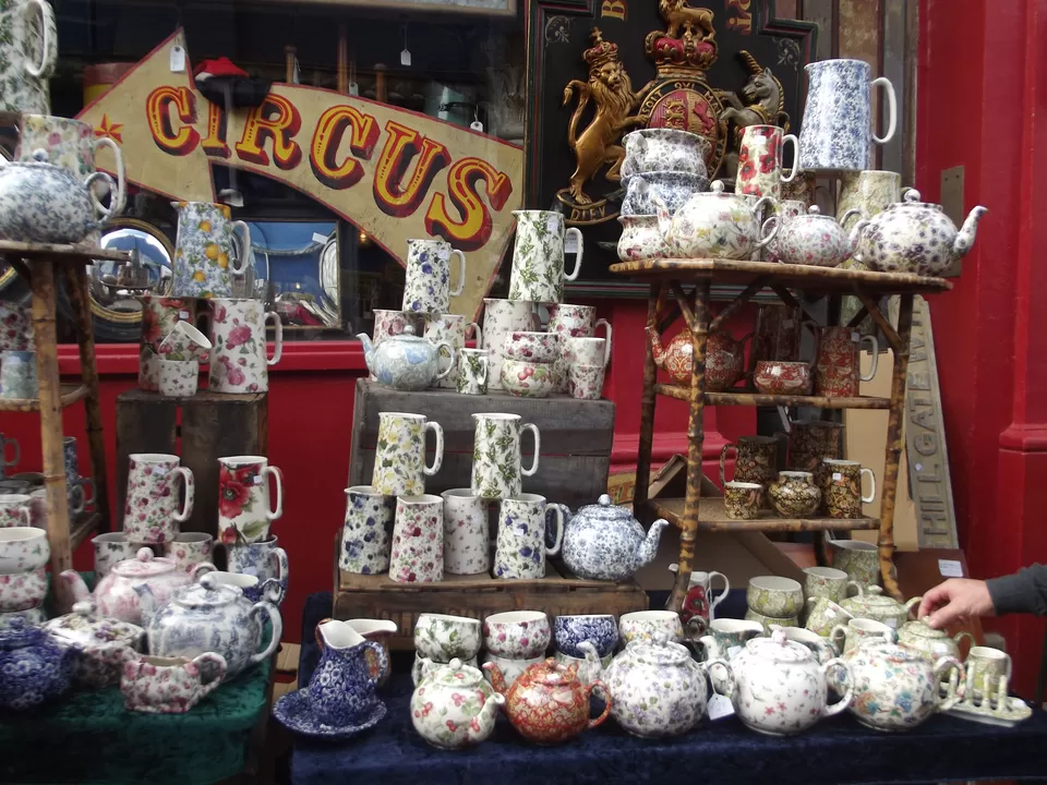 Photo of Notting Hill, London, United Kingdom by Shalini Rai