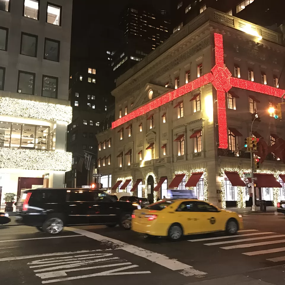 Photo of 5th Avenue, New York, NY, United States by Rohit Manchanda