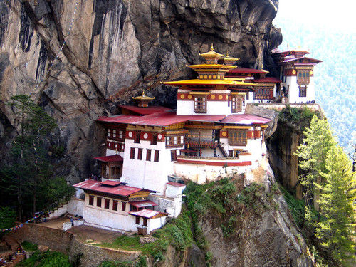 Photo of Paro Taktsang, Paro, Bhutan by Mahuya Paul