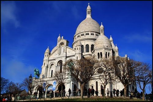 Photo of Sacré-Cœur, Rue du Chevalier de la Barre, Montmartre, Paris, France by Mahuya Paul