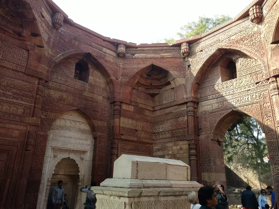 Photo of Qutub Minar, Sainik Farm, New Delhi, Delhi, India by My adventure planet