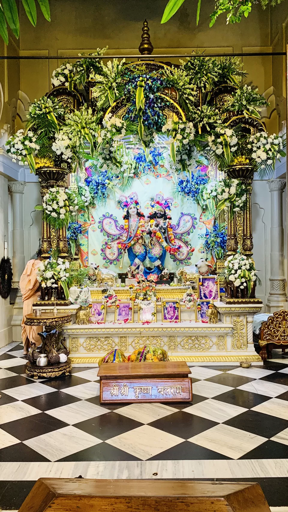 Photo of Iskcon Temple, Vrindavan, Raman Reiti, Vrindavan, Uttar Pradesh, India by thetraveltheory