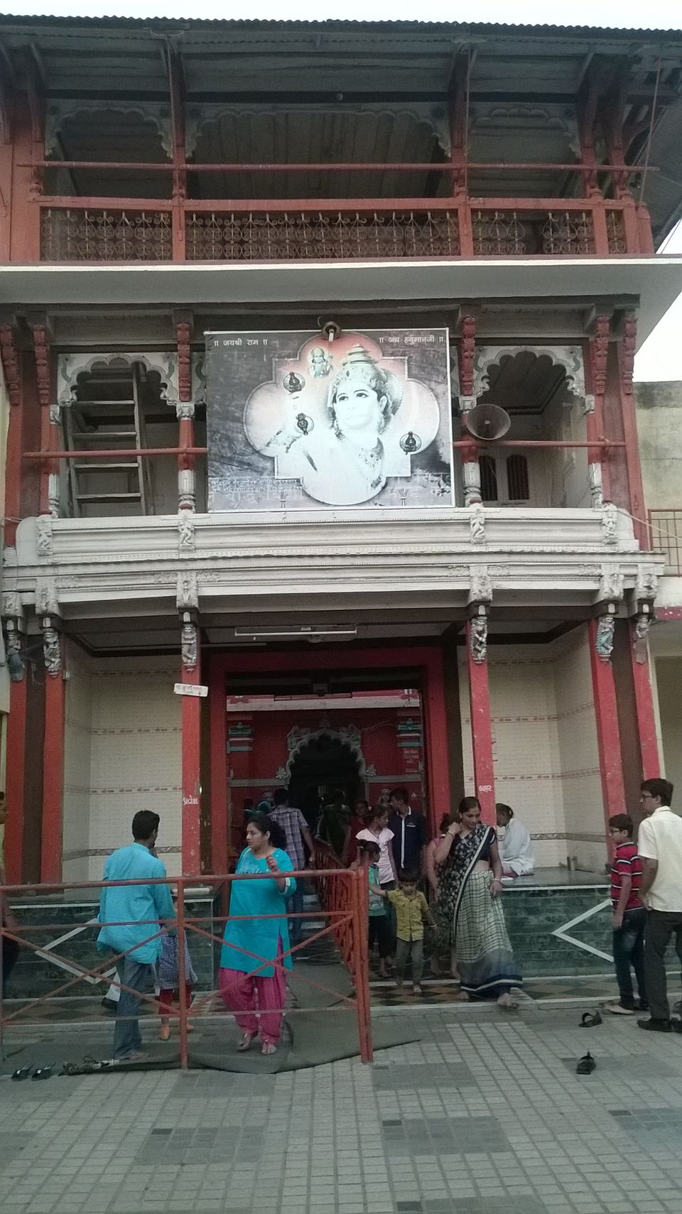 Photo of Gumandev Mandir Road, Gumandev, Gujarat, India by Dheeraj Gava