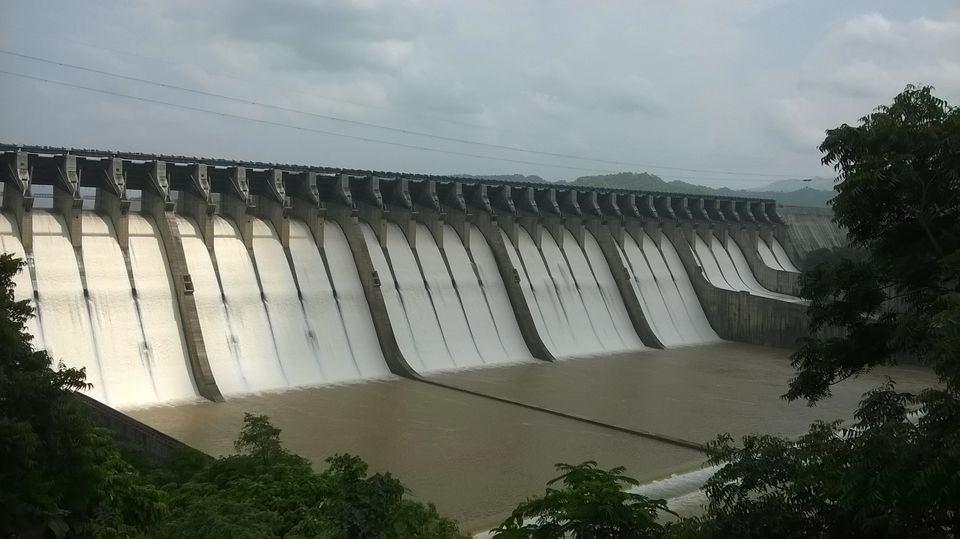 Photo of Sardar Sarovar Dam, Narmada, Gujarat, India by Dheeraj Gava