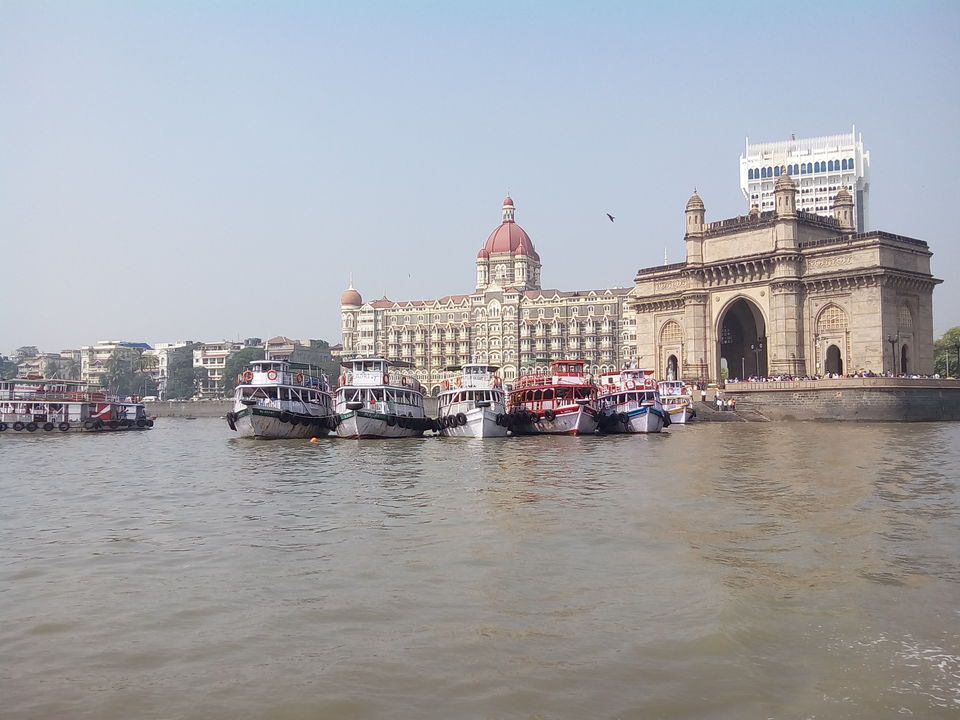 Photo of Gateway Of India Mumbai, Mumbai, Maharashtra, India by Dheeraj Gava