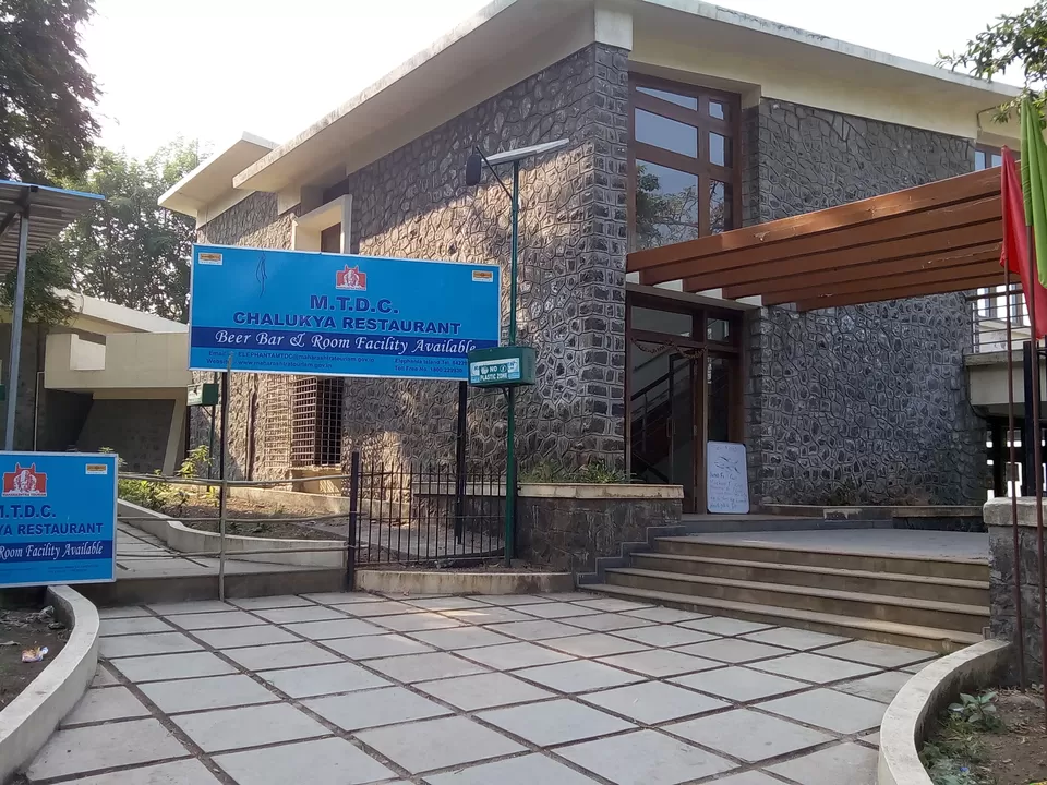 Photo of Cannon Point, Elephanta Island, Cannon Trek, Gharapuri, Maharashtra, India by Dheeraj Gava