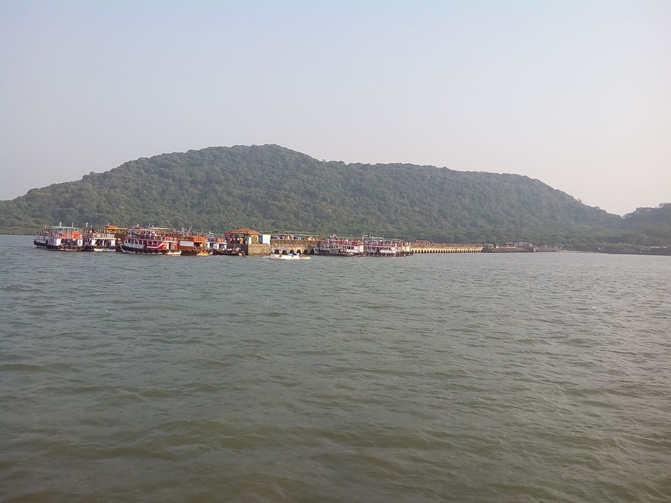 Photo of Elephanta caves- Gateway with Nature and history by Dheeraj Gava