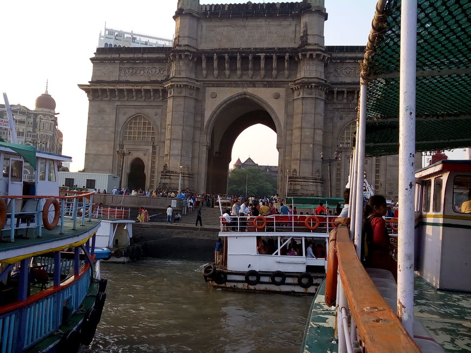 Photo of Elephanta caves- Gateway with Nature and history by Dheeraj Gava
