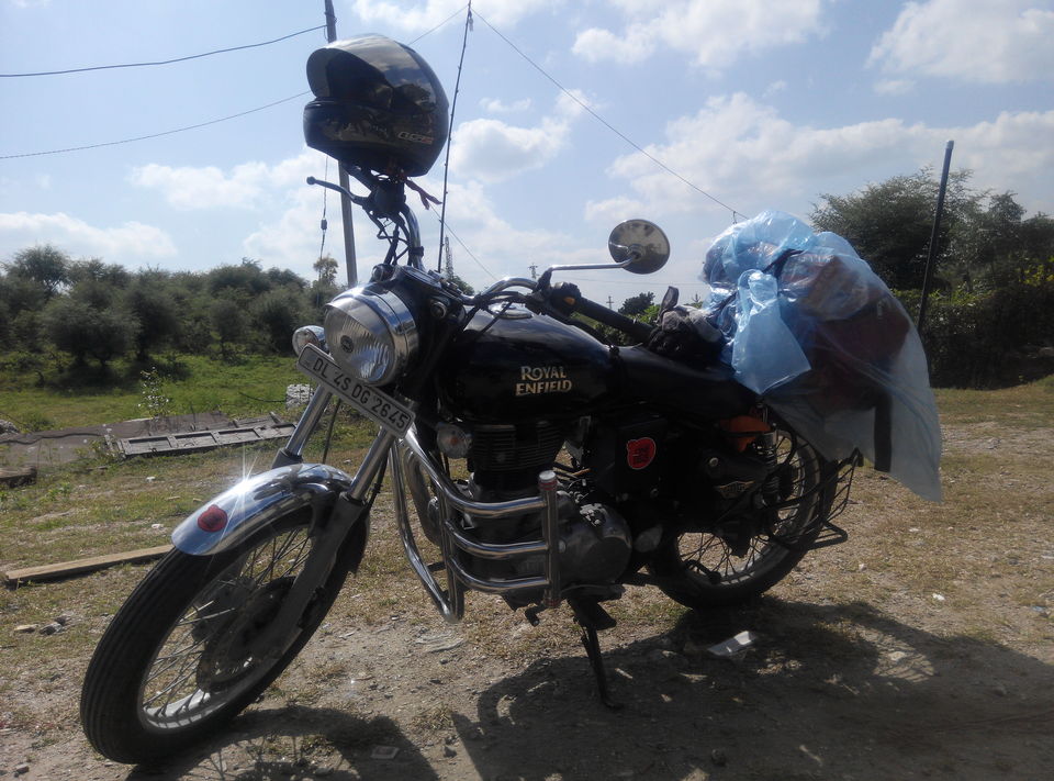Photo of Exploring the city of lakes...Bike ride delhi--udaipur--chittorgarh---delhi 6/21 by Rajesh Sharma