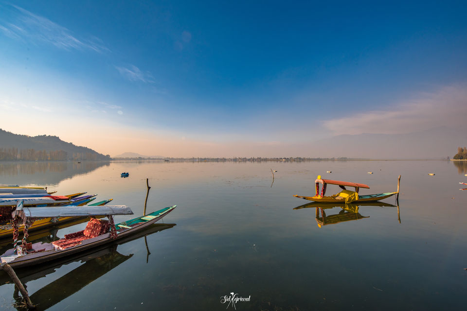 Photo of Dal Lake, Srinagar by Siddharth Kejriwal