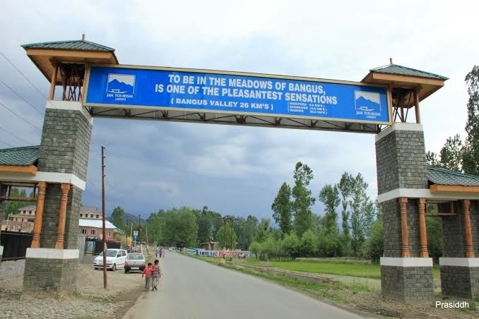 Photo of # (8)AMAZING PLACES TO VISIT IN JAMMU AND KASHMIR AND HOW TO REACH by ππ¦π±π¦π« ππ²πͺππ― ππ―ππ§ππππ±π¦