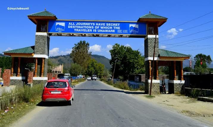 Photo of # (8)AMAZING PLACES TO VISIT IN JAMMU AND KASHMIR AND HOW TO REACH by ππ¦π±π¦π« ππ²πͺππ― ππ―ππ§ππππ±π¦