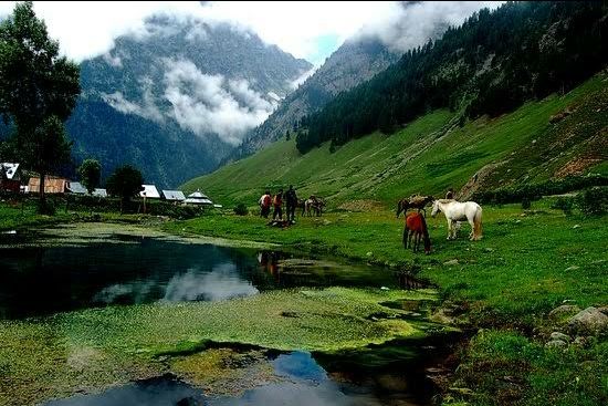 Photo of # (8)AMAZING PLACES TO VISIT IN JAMMU AND KASHMIR AND HOW TO REACH by ππ¦π±π¦π« ππ²πͺππ― ππ―ππ§ππππ±π¦