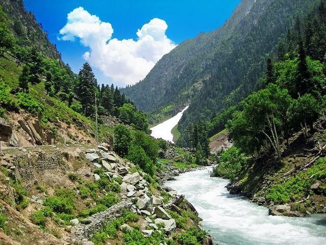 Photo of # (8)AMAZING PLACES TO VISIT IN JAMMU AND KASHMIR AND HOW TO REACH by ππ¦π±π¦π« ππ²πͺππ― ππ―ππ§ππππ±π¦