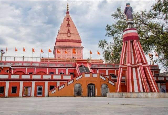 Photo of #(15) Famous Temples in Jammu and Kashmir by 𝔑𝔦𝔱𝔦𝔫 𝔎𝔲𝔪𝔞𝔯 𝔓𝔯𝔞𝔧𝔞𝔭𝔞𝔱𝔦