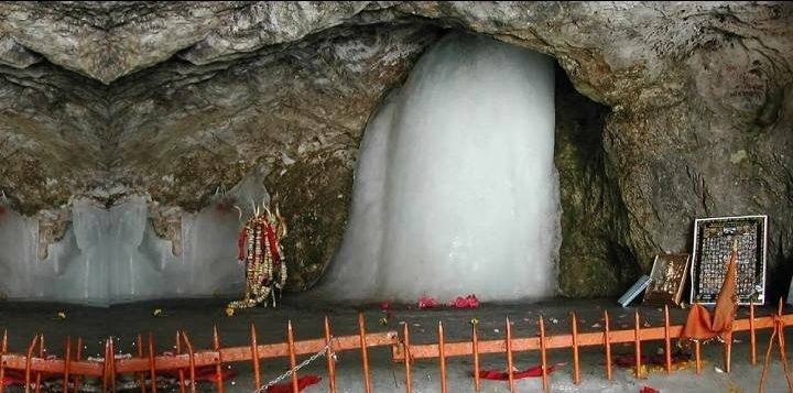Photo of #(15) Famous Temples in Jammu and Kashmir by 𝔑𝔦𝔱𝔦𝔫 𝔎𝔲𝔪𝔞𝔯 𝔓𝔯𝔞𝔧𝔞𝔭𝔞𝔱𝔦